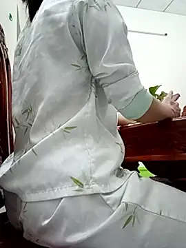    Erin    online show from March 17, 5:44 am