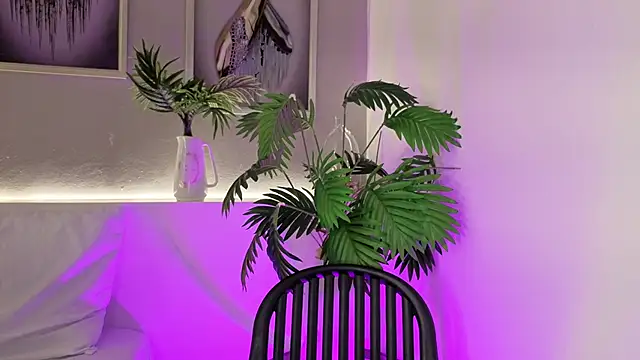 samanthaevanss1 online show from April 17, 3:08 am