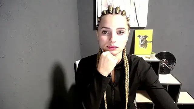 Snapshot of lady_olivia_ chatting on October 10, 1:27 pm lady olivia online show from October 10, 1:27 pm