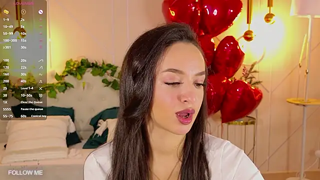 Lolly Neal online show from February 15, 4:37 am