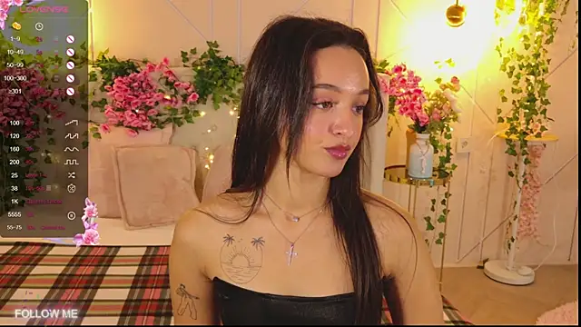 Lolly Neal online show from October 16, 5:32 am