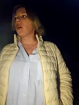 zarina3003 online show from April 2, 9:23 pm