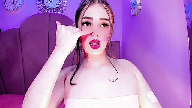 ValeriaAguilar online show from November 27, 11:18 pm