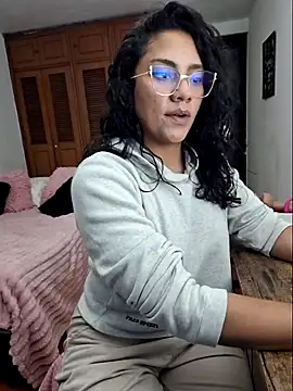 Thaliacooper  online show from September 15, 12:19 am