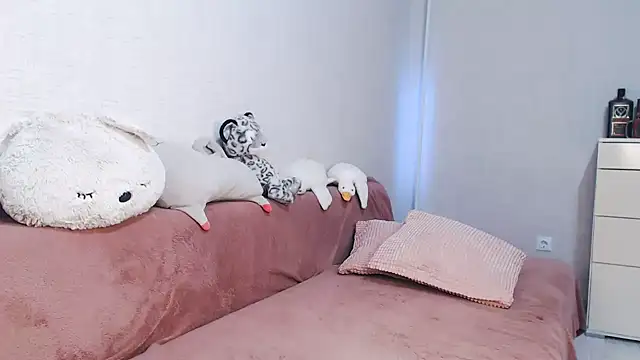 lovely hayley online show from July 2, 9:43 pm