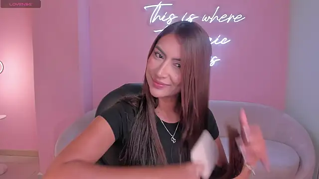 ArianaDumont online show from July 2, 11:27 am