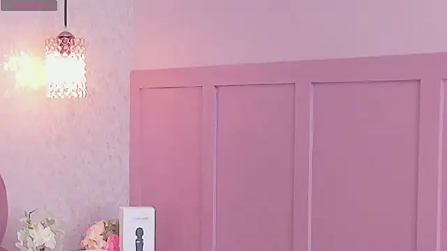 Salome Diaz  online show from October 31, 4:14 am