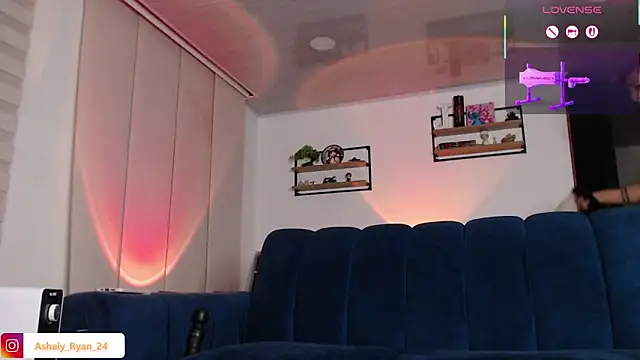 ashely ryan24 online show from March 8, 12:29 am