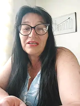 clarita 01 online show from September 23, 2:04 pm