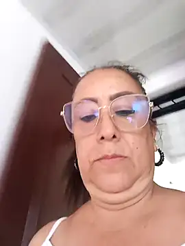 amaranta c online show from September 24, 1:43 pm