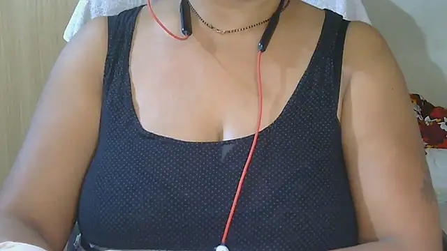 Cute Ruhi99 online show from March 25, 10:18 am