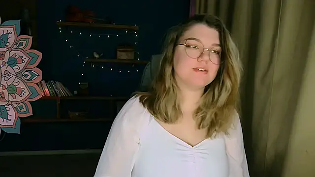 VioletteWay online show from December 14, 3:51 pm