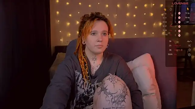 The Full Red Moon online show from February 16, 1:27 am