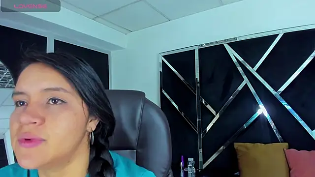 Snapshot of Ivanna18_x chatting on September 17, 3:04 am Ivanna18 x online show from September 17, 3:04 am