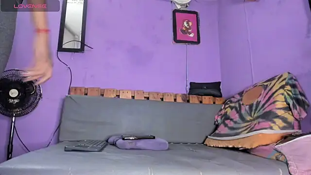 carolay sex1 online show from March 4, 9:43 pm