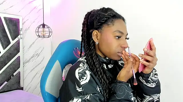 Queen perla  online show from November 7, 11:49 am