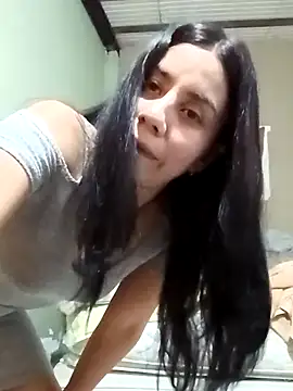 Michellluxo online show from April 9, 4:15 am