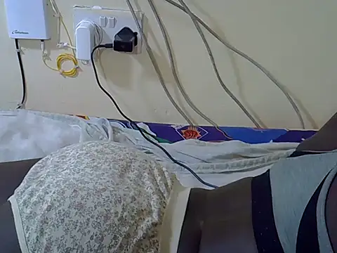 sweet lily2 online show from March 18, 2:00 pm