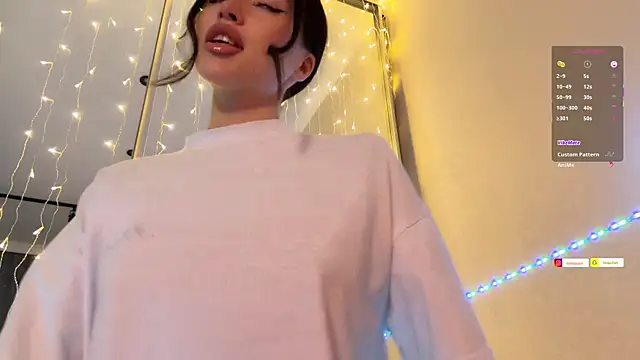 ellie miu online show from January 13, 9:41 pm