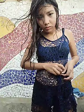 RoomExotic11 online show from April 4, 9:35 pm