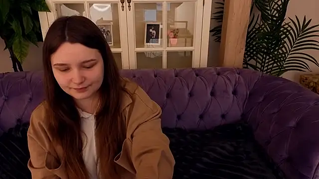 MagicPeachh  online show from March 30, 6:57 am