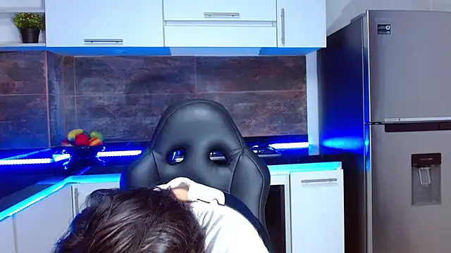 Bryce Evans online show from November 24, 3:03 pm