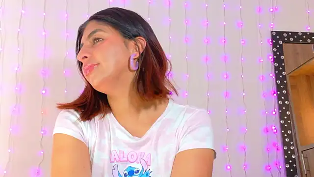 im anna  online show from February 3, 8:45 pm