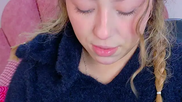 LilithSmith  online show from February 3, 11:37 am