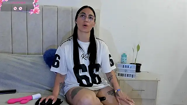 anny roberts online show from July 7, 7:16 pm