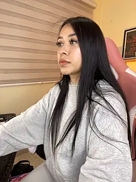 Starliee   online show from December 3, 12:13 am