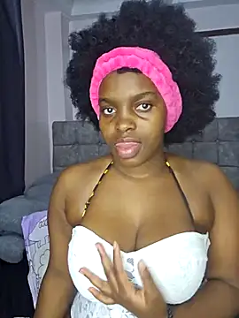 Snapshot of freaky_j_ chatting on October 10, 8:36 pm freaky j online show from October 10, 8:36 pm