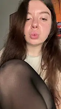 Kimi Ass online show from June 2, 9:43 am