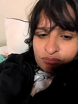 pvinkilla online show from April 14, 4:18 pm