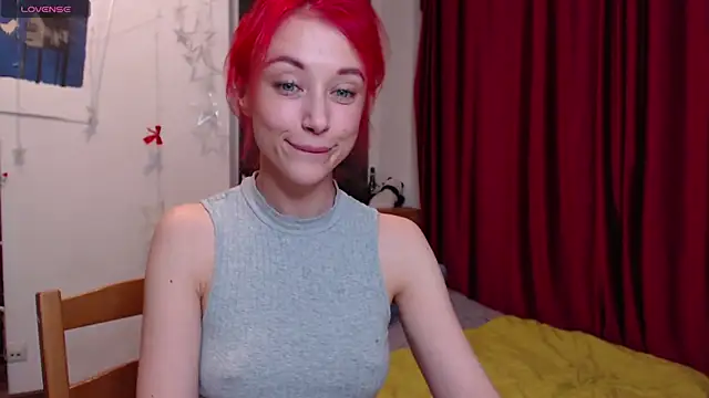 Snapshot of spoilme_gently chatting on October 12, 6:21 pm spoilme gently online show from October 12, 6:21 pm