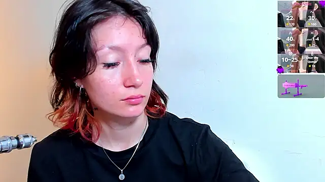 lizzy davis 1 online show from February 12, 4:03 am