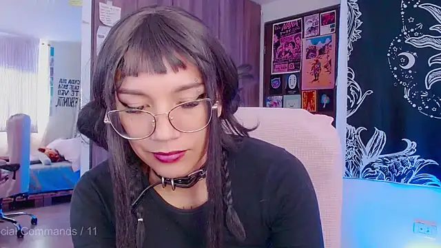 Snapshot of melissahowl chatting on September 13, 5:43 pm melissahowl online show from September 13, 5:43 pm