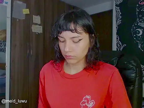 melissahowl online show from April 1, 1:06 am