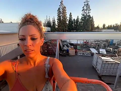 frisque1 online show from October 18, 12:57 am