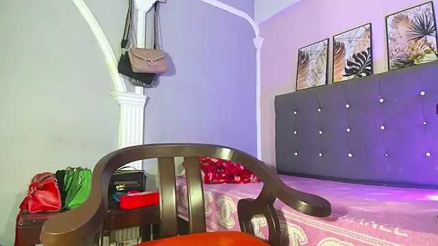 sexy-luna-star-ts online show from January 18, 9:22 pm