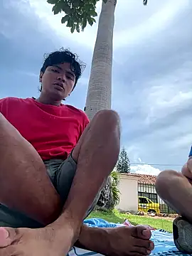  Ottis  online show from April 9, 3:50 pm