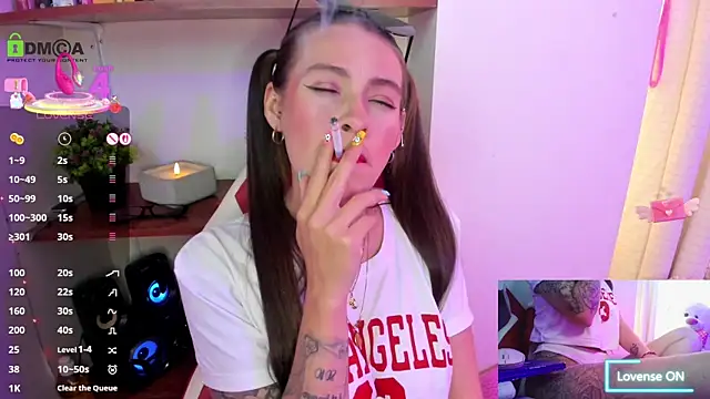 sweetlittlelisa online show from November 11, 9:34 pm