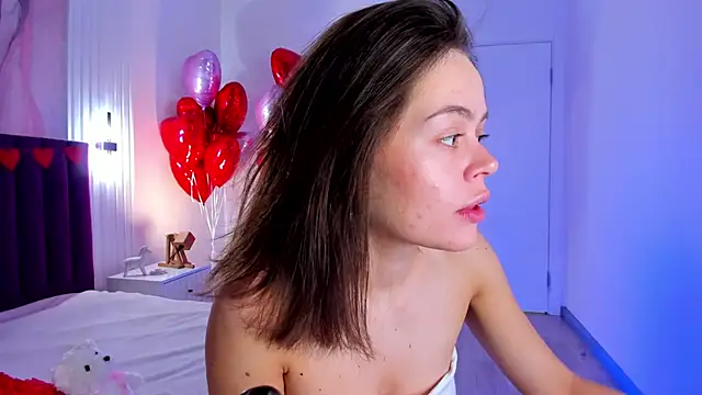 Kelly Cuutie online show from February 16, 12:54 am