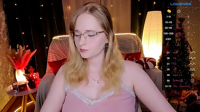 Aemilia  online show from December 16, 8:20 am