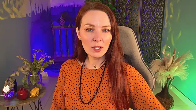 VandaRossi online show from September 14, 10:57 am