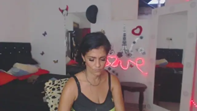 brigitht online show from November 3, 10:47 pm