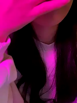 minmin2kk5 online show from November 30, 1:32 am