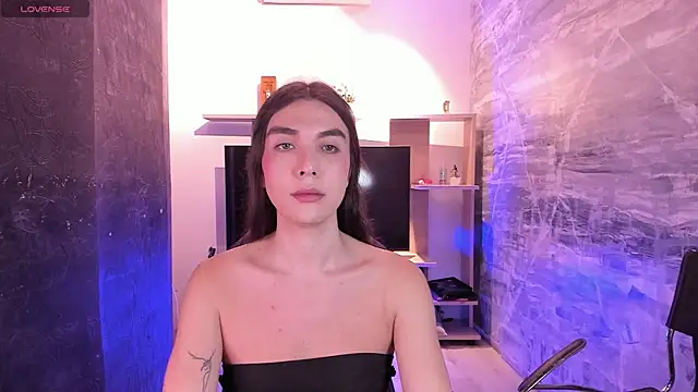 saracaball  online show from December 17, 6:50 am