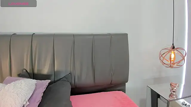 Cherllynn online show from October 13, 2:42 pm