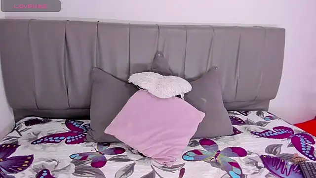 Cherllynn online show from October 28, 3:40 pm