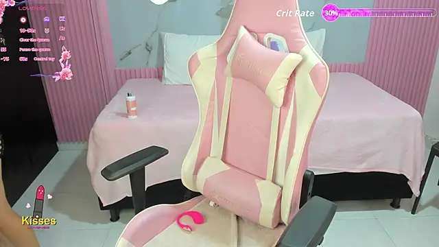 Snapshot of Yuli_16 chatting on October 16, 11:02 am Yuli 16 online show from October 16, 11:02 am